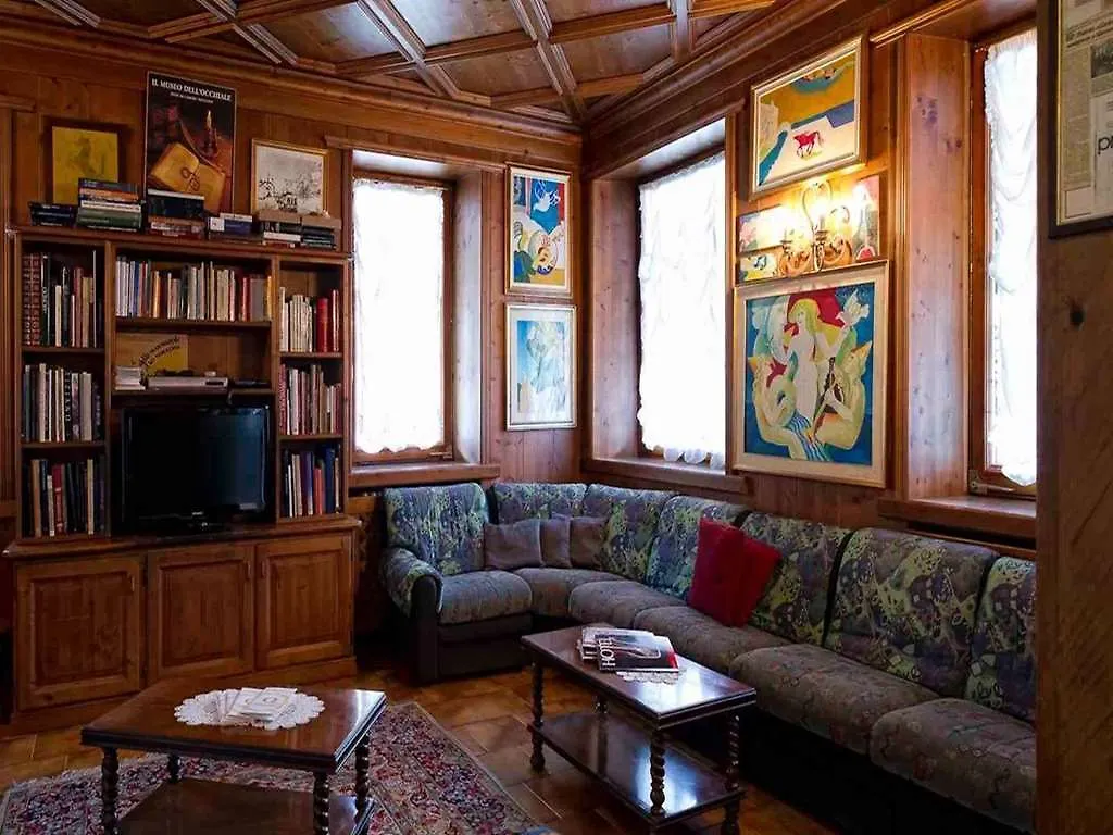 ***  Hotel Ferrovia Calalzo di Cadore イタリア