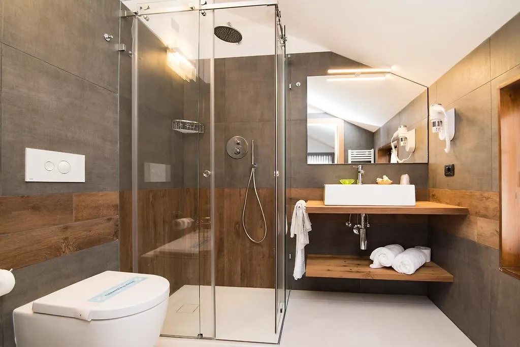 Hotel Ferrovia Calalzo di Cadore 3*,  イタリア