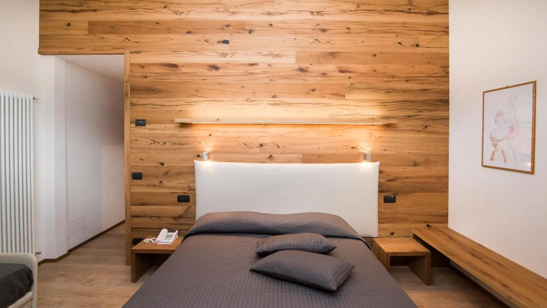 Hotel Ferrovia Calalzo di Cadore イタリア