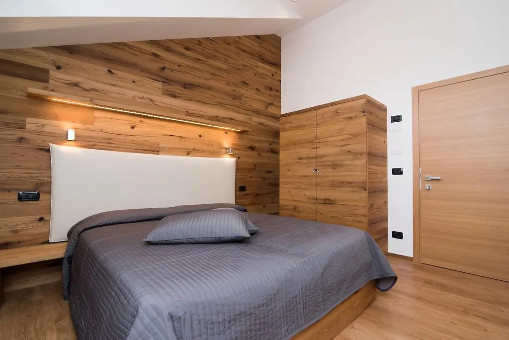 Hotel Ferrovia Calalzo di Cadore イタリア